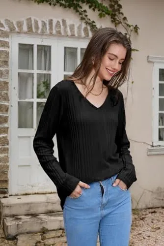 V-Neck Lightweight Pullover — variant — view 3